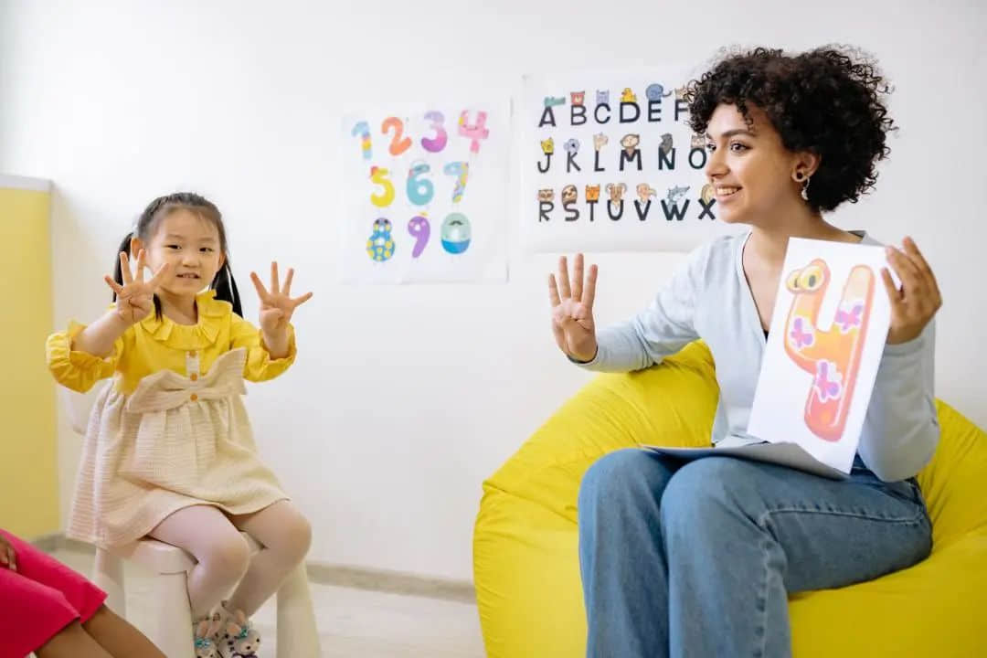 优秀幼儿园园长的一日工作流程(建议收藏) · 配图